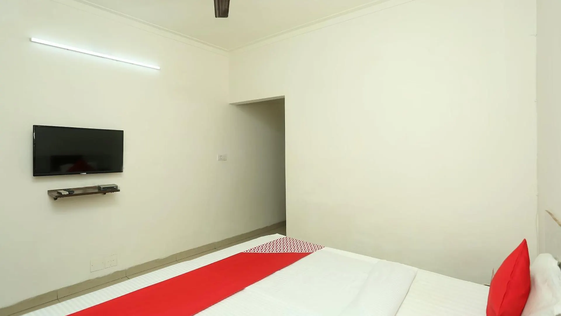 Hotel O Sai President Agra