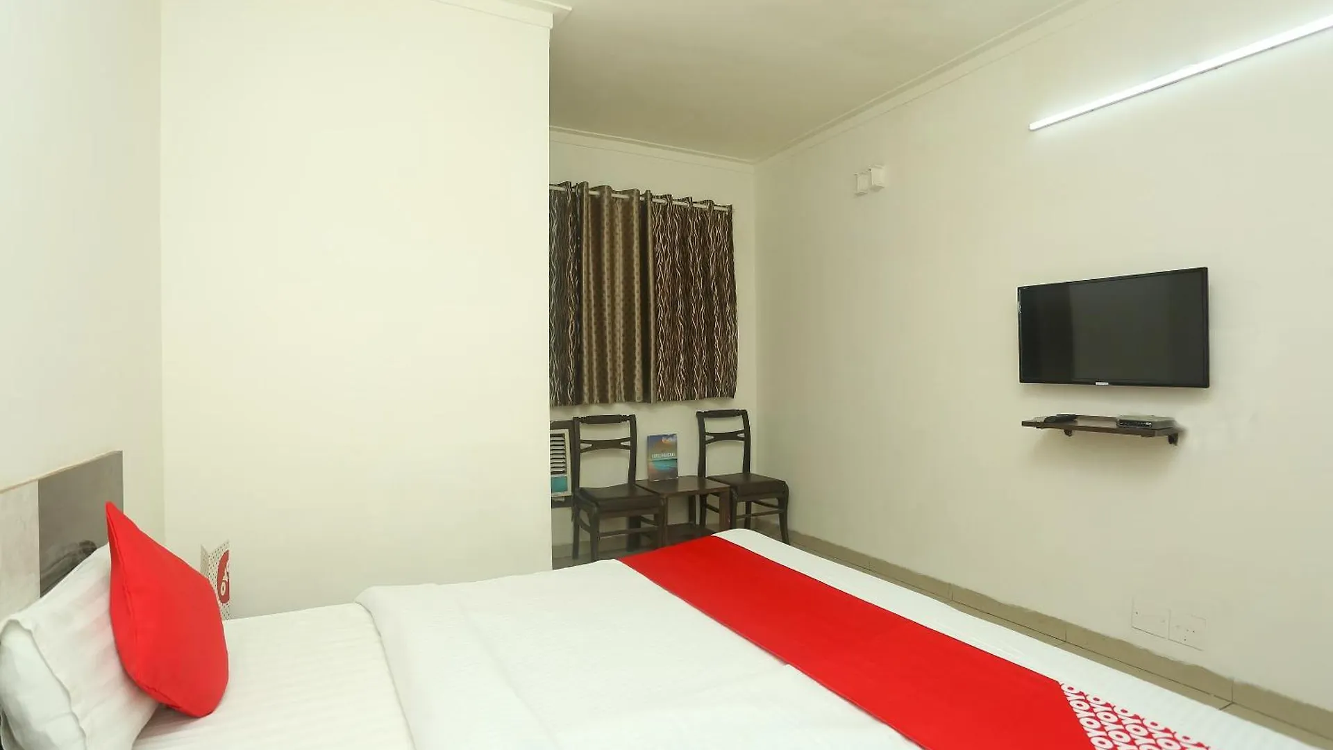 Hotel O Sai President Agra